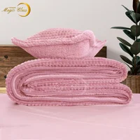 Edredón Suave y Ligero Con Textura Cuadros Cama Rosado Doble