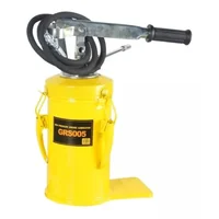 Engrasadora Grasera Manual 5 Litros con Mango Encauchetado Ferrawyy
