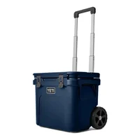 Nevera YETI Roadie con Ruedas y Asa Retráctil para Transporte Fácil