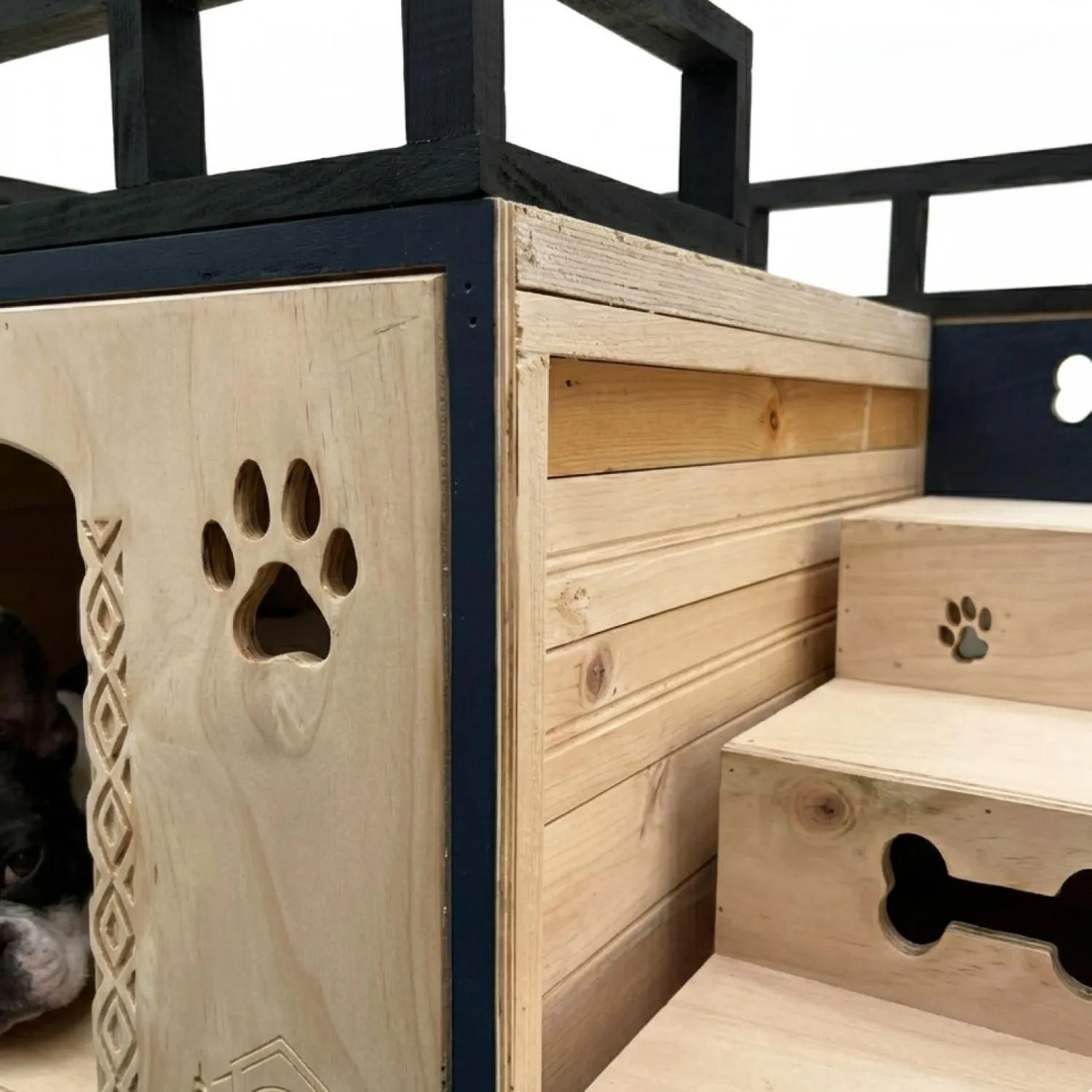 Casa para Perro con Terraza en Madera Pino Azul 3