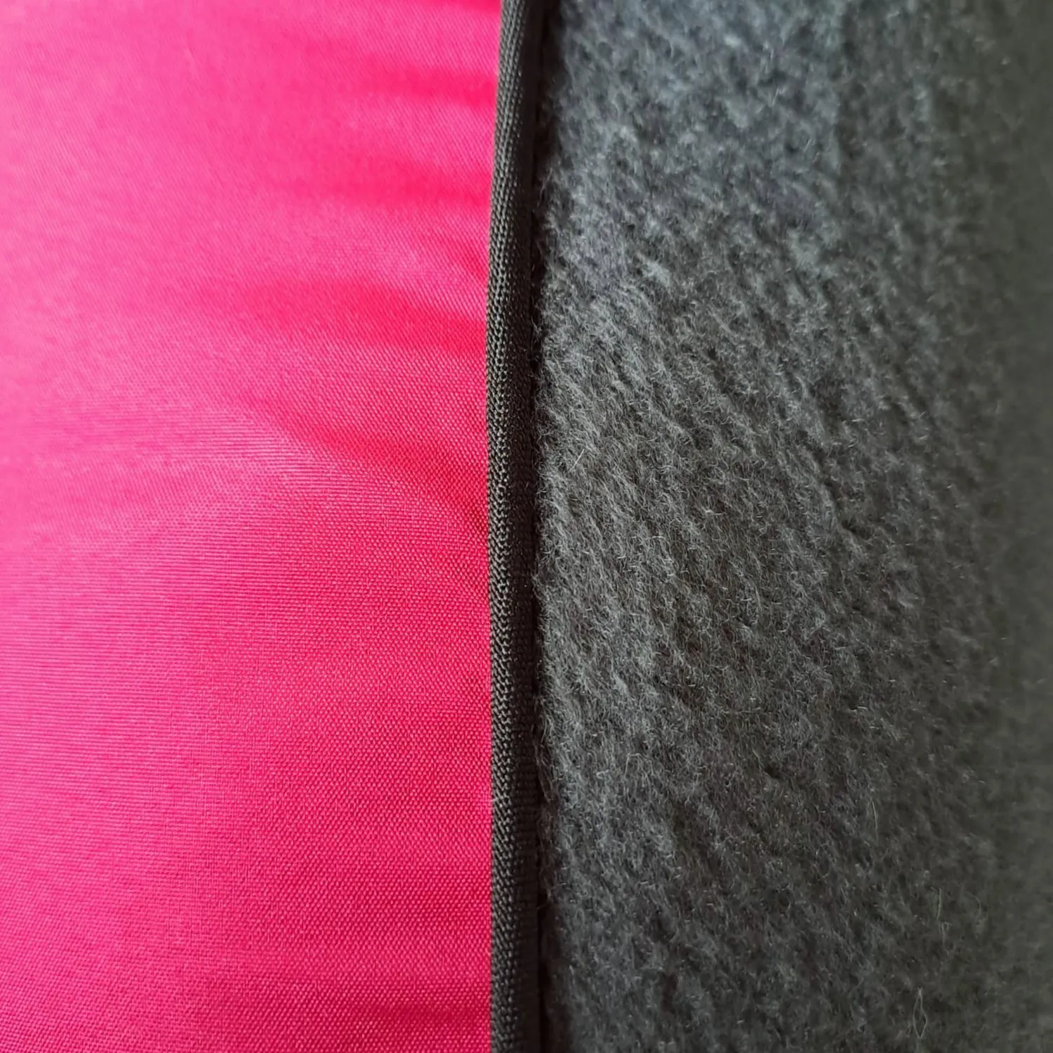 Cama Soft Polar Grande Fucsia 4