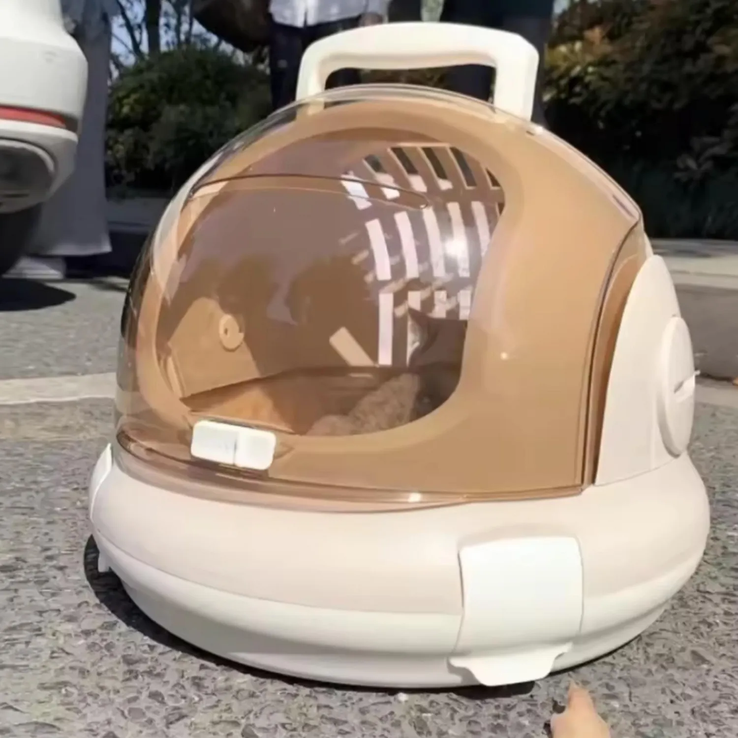 Capsula 3 en 1 para mascotas transportadora. arenera y casa beige 45x45cm 3