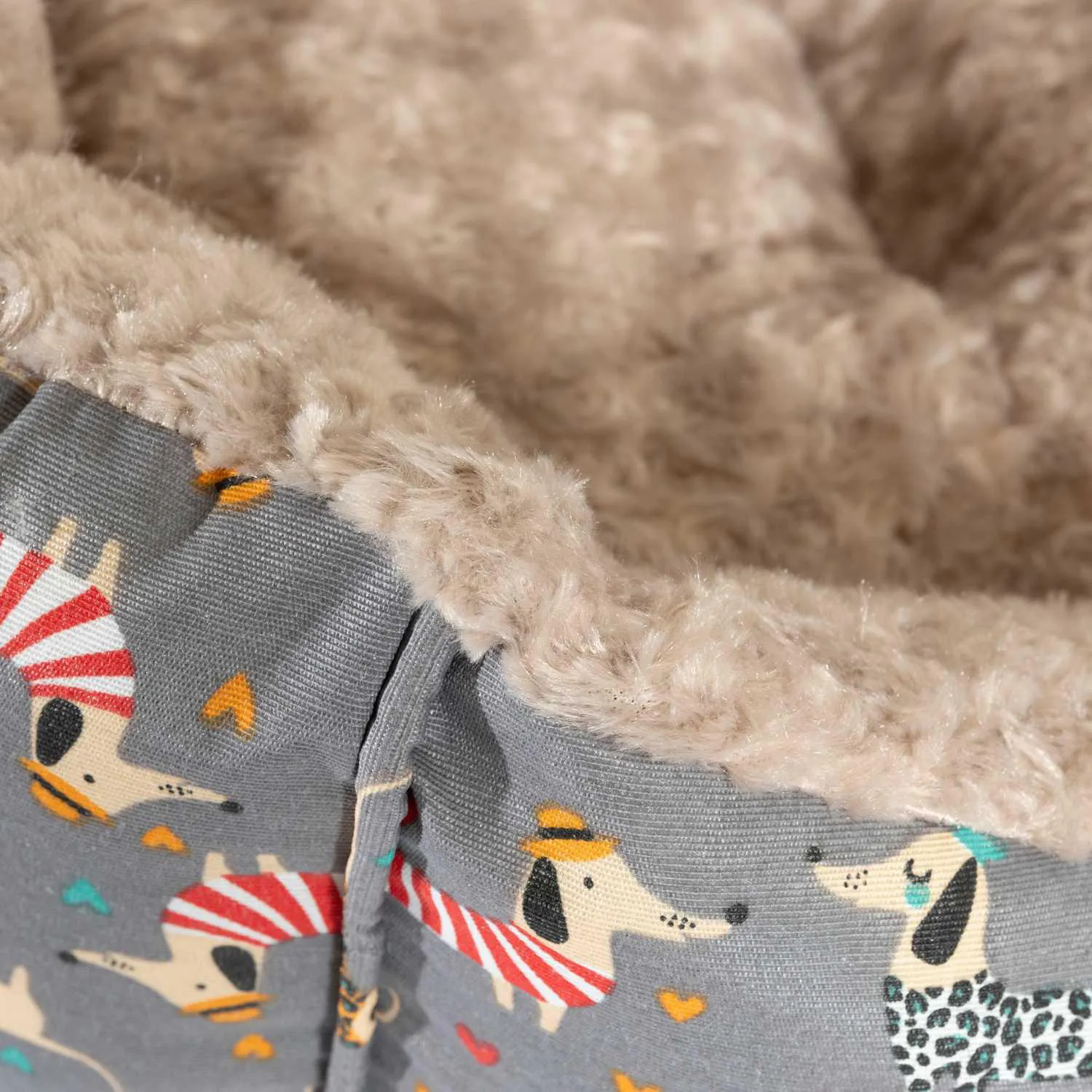 Combo Cama Mascota Mediana 60x70cm Frenchy Gris 3