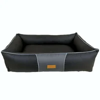 Cama en Lona Impermeable para Perro Yumbo roja 130x96x30cm Petizoos