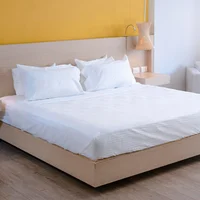 Juego de Sábanas King Microfibra Liso x Raya Blanco