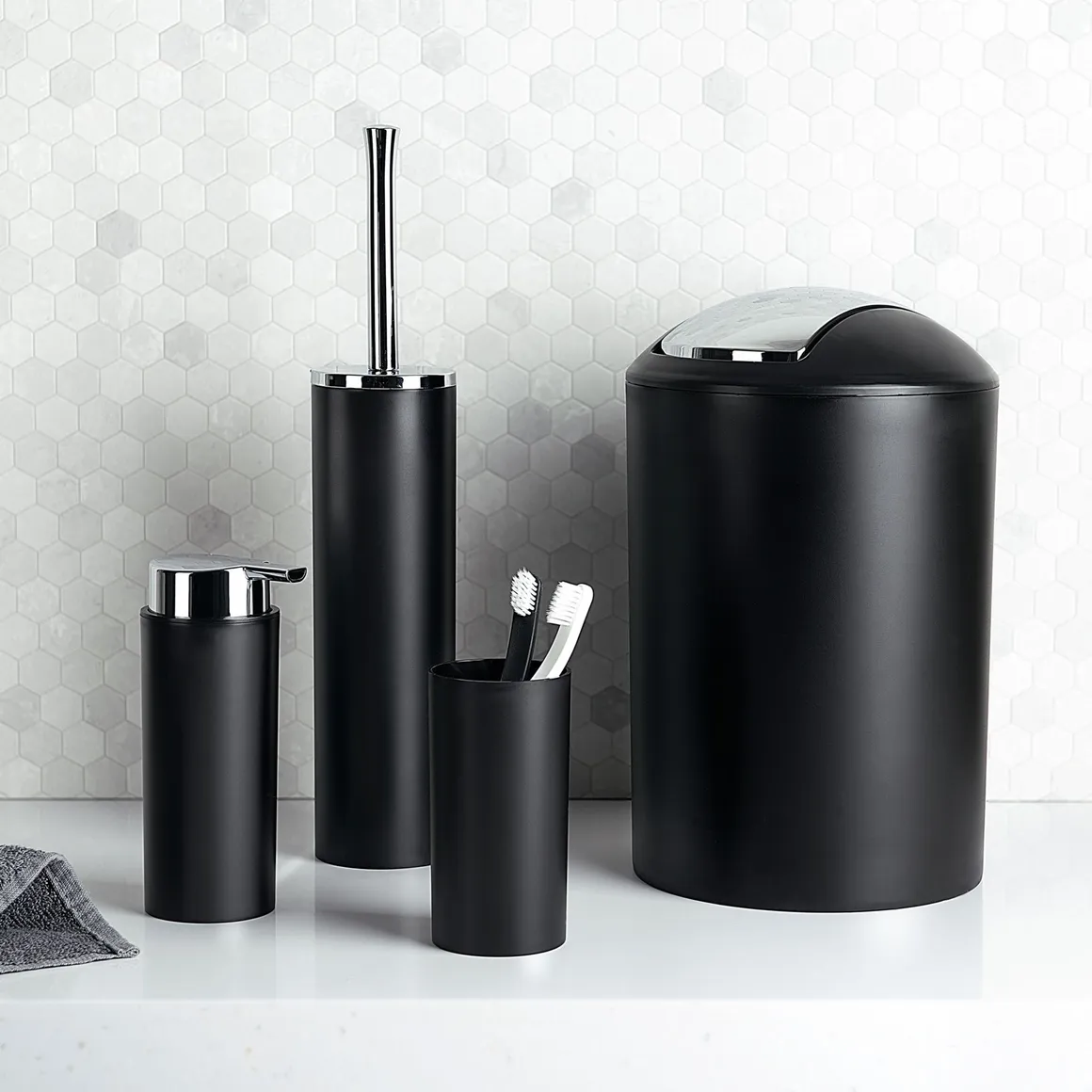 Set De 2 Set Baño 4 Piezas Modern Negro - Homecenter.com.co