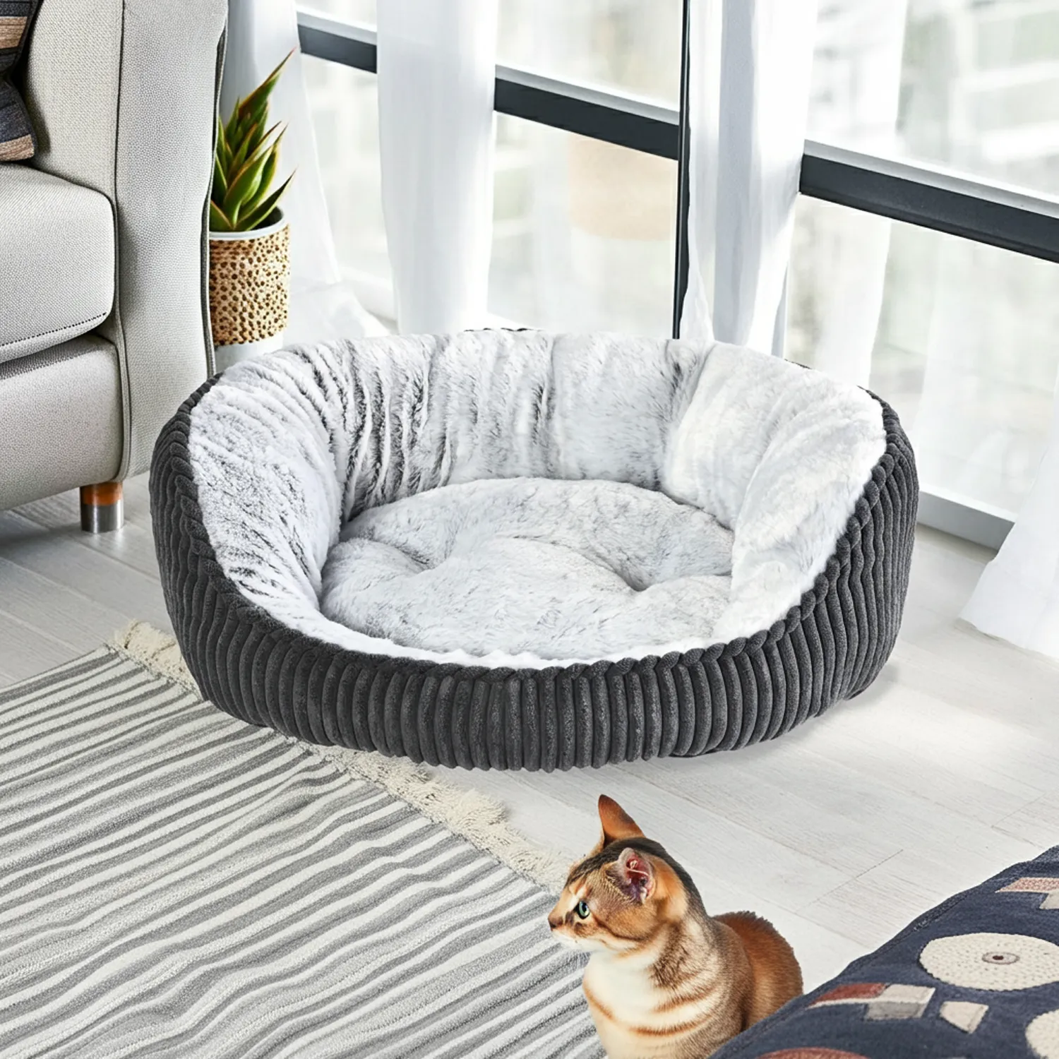 Cama Para Mascotas Redonda 55x45x17cm Negro Y Gris Petizoos 3