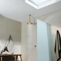 Brazo Ducha Cielo 30 Cm Dorado Cepillado Sensi Dacqua. No incluye cabeza de ducha ni monomando.