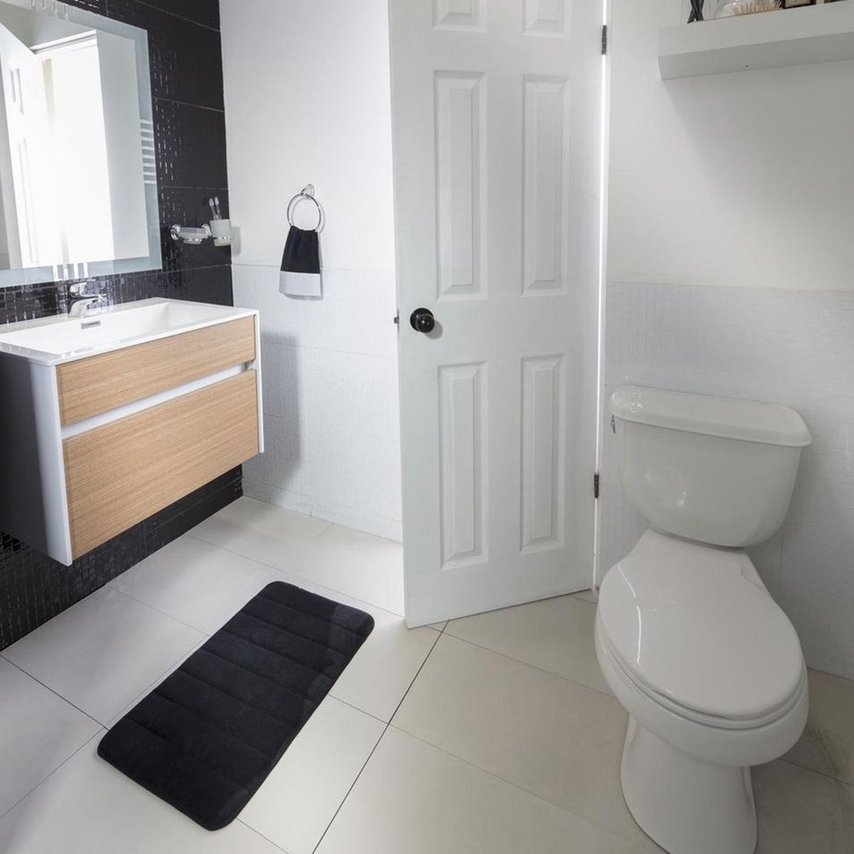 Casa Bonita - Tapete de baño Foam rayas beige 40x60 cm