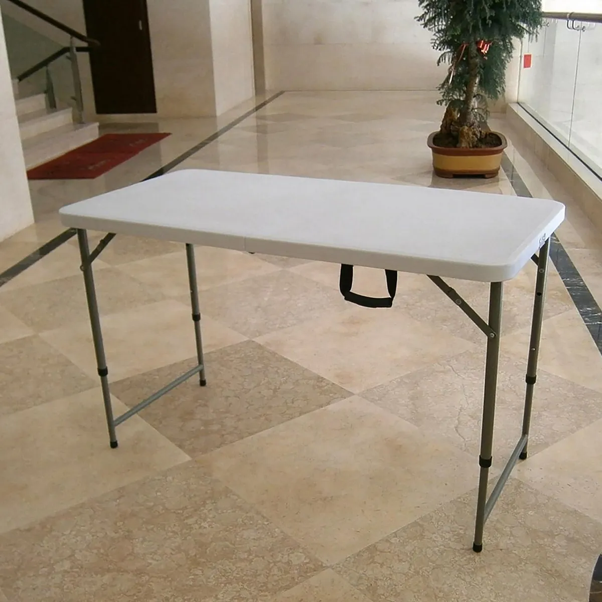 Just Home Collection - Mesa Plegable Tipo Maleta 120 Cm- Blanco