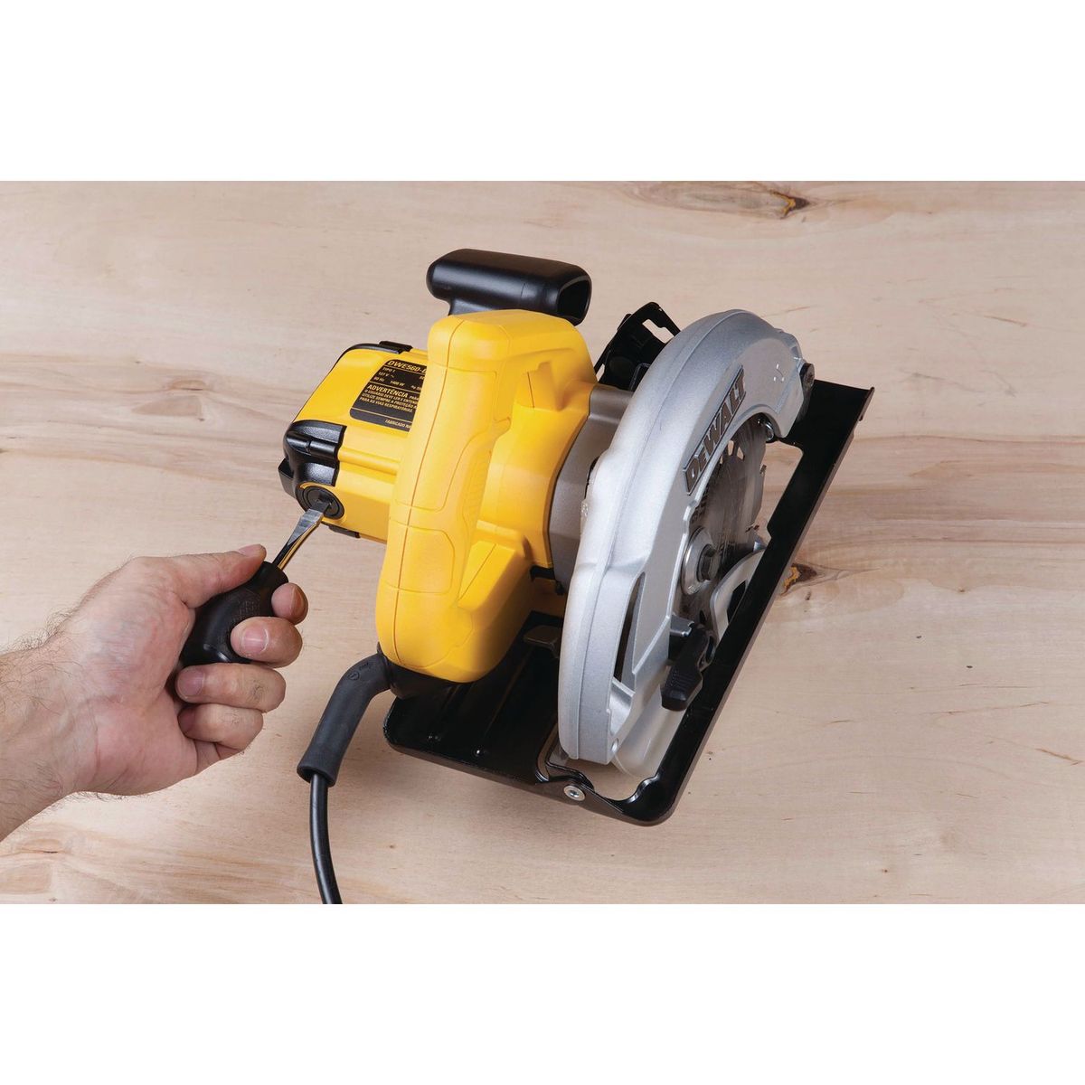 Dewalt - Sierra Circular 7-1/4" 1400W