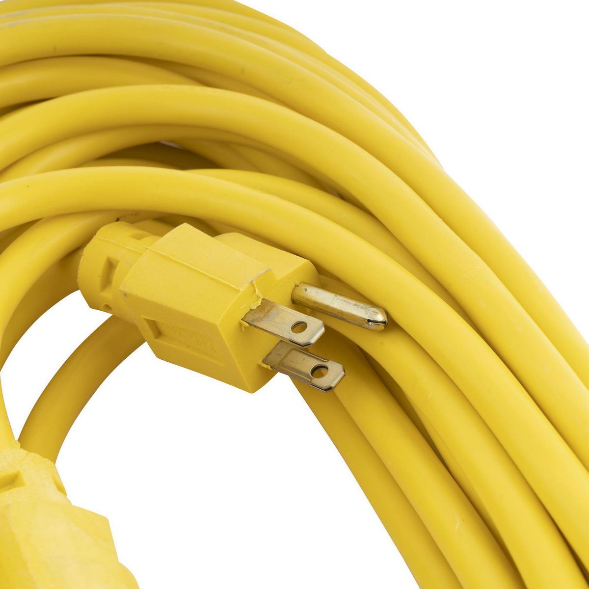 Halux - Extensión SJT 3x16 15 Metros Amarilla (1 Toma)