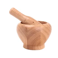 Mortero de madera de árbol de caucho