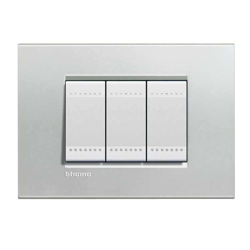 Bticino - Placa rectangular plata 3 módulos c/chasís