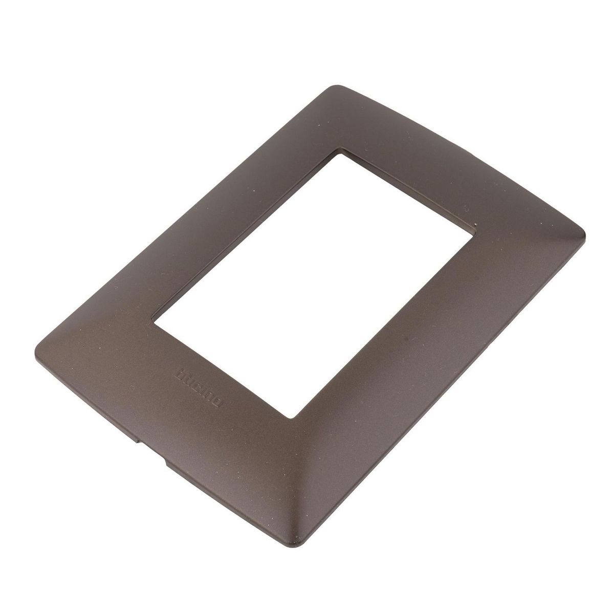 Bticino - Placa de Resina Texturizada con Chasis Color Tabaco 3 Mód.