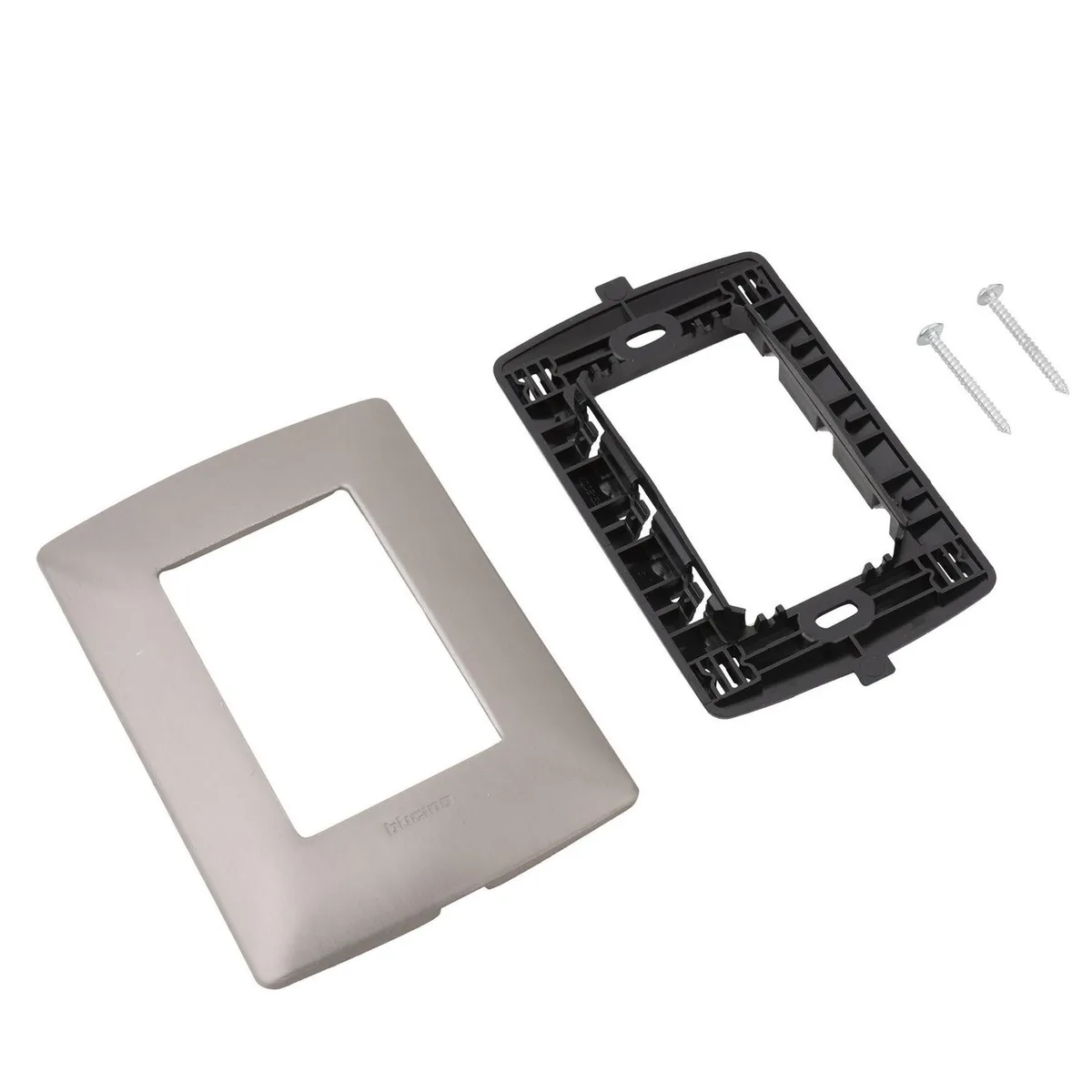 Bticino - Placa de Resina con Chasis Color Blanco Mérida 3 Mód.