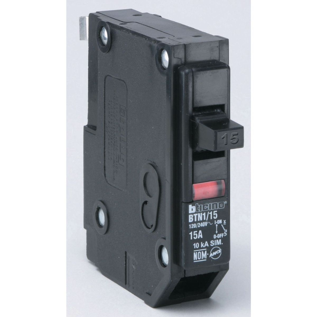 Bticino - Interruptor Termomagnético Enchufable 1 X 15A 120V-240V