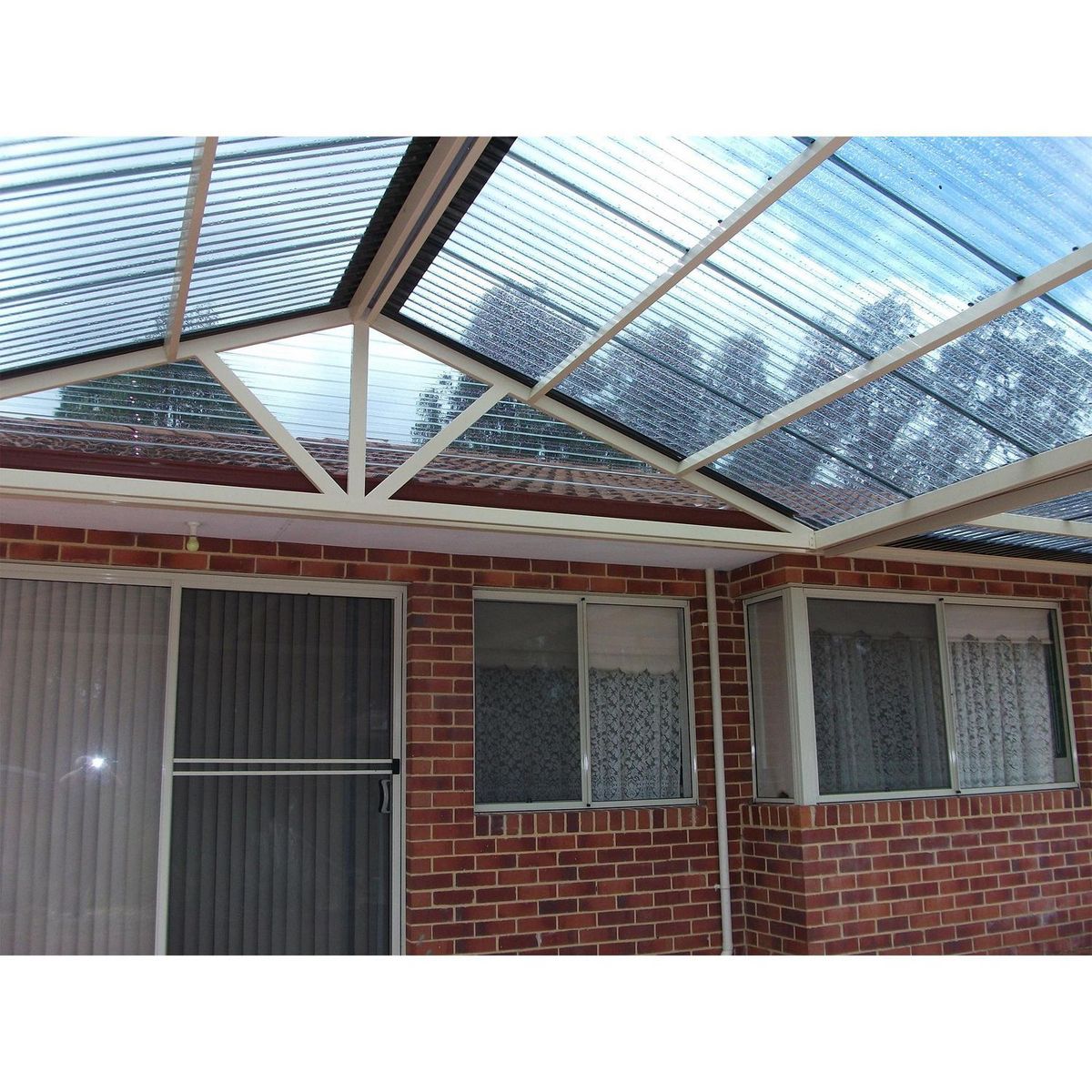 Palram - Lámina de policarbonato corrugado Suntuf Cristal 8mm x 1.04 x 3.05 m