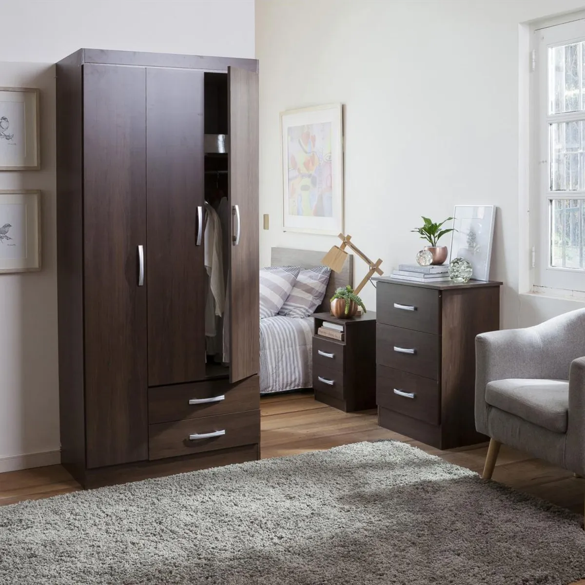 Just Home Collection - Closet 3 Puertas 2 Cajones + Cómoda 3 cajones + Buró 2 cajones