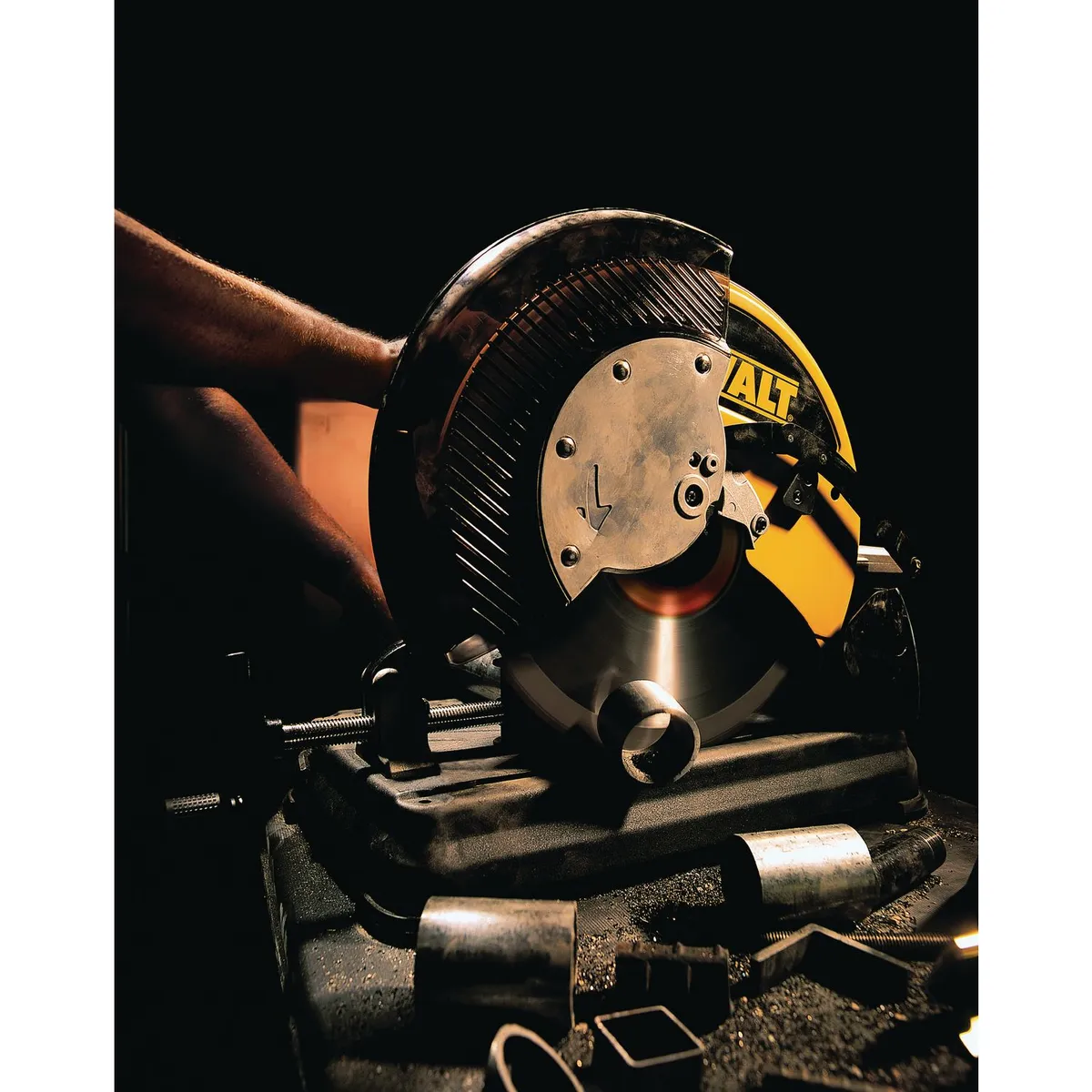 Dewalt - Disco Sierra Corte de Metales Ferrosos de Calibre Grueso 14"