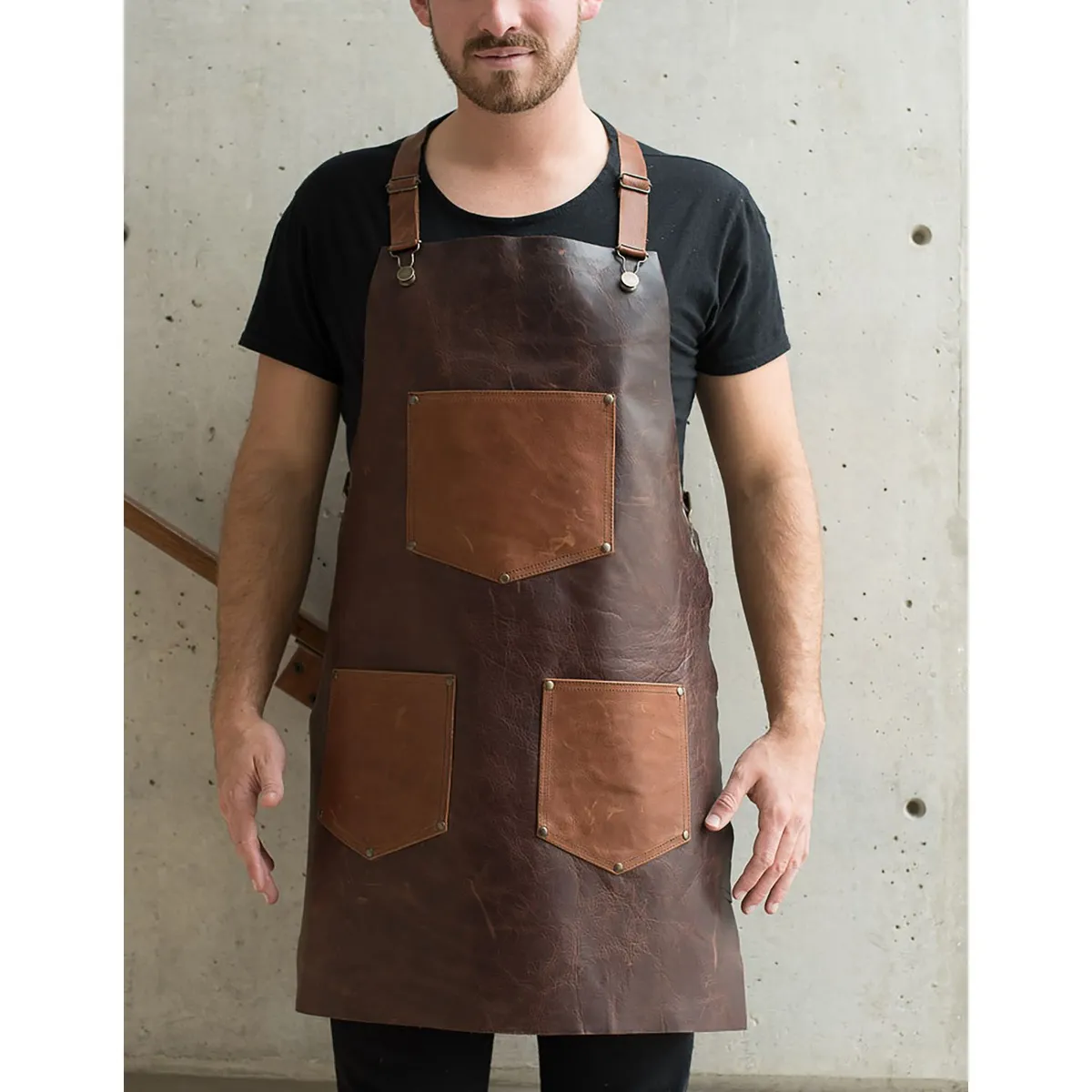 Aruk - Mandil 100% piel chocolate bolsas brandy