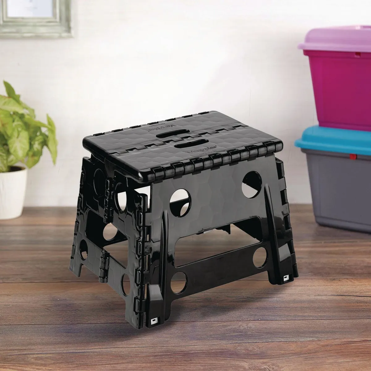 Banquito Plegable Plástico Negr0, marca Vanyplas - Foto 2