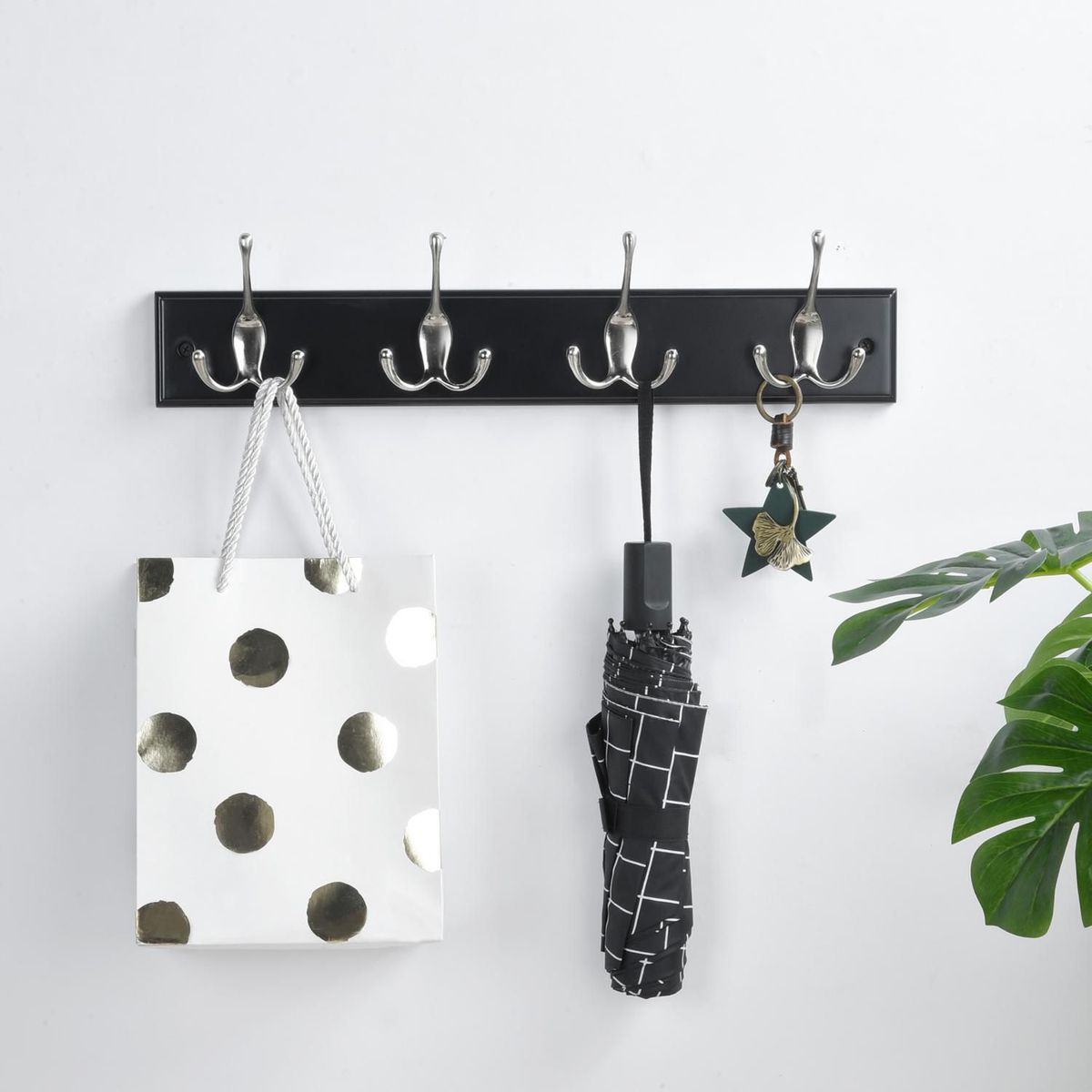 Just Home Collection - Perchero pared 4 ganchos triple negro