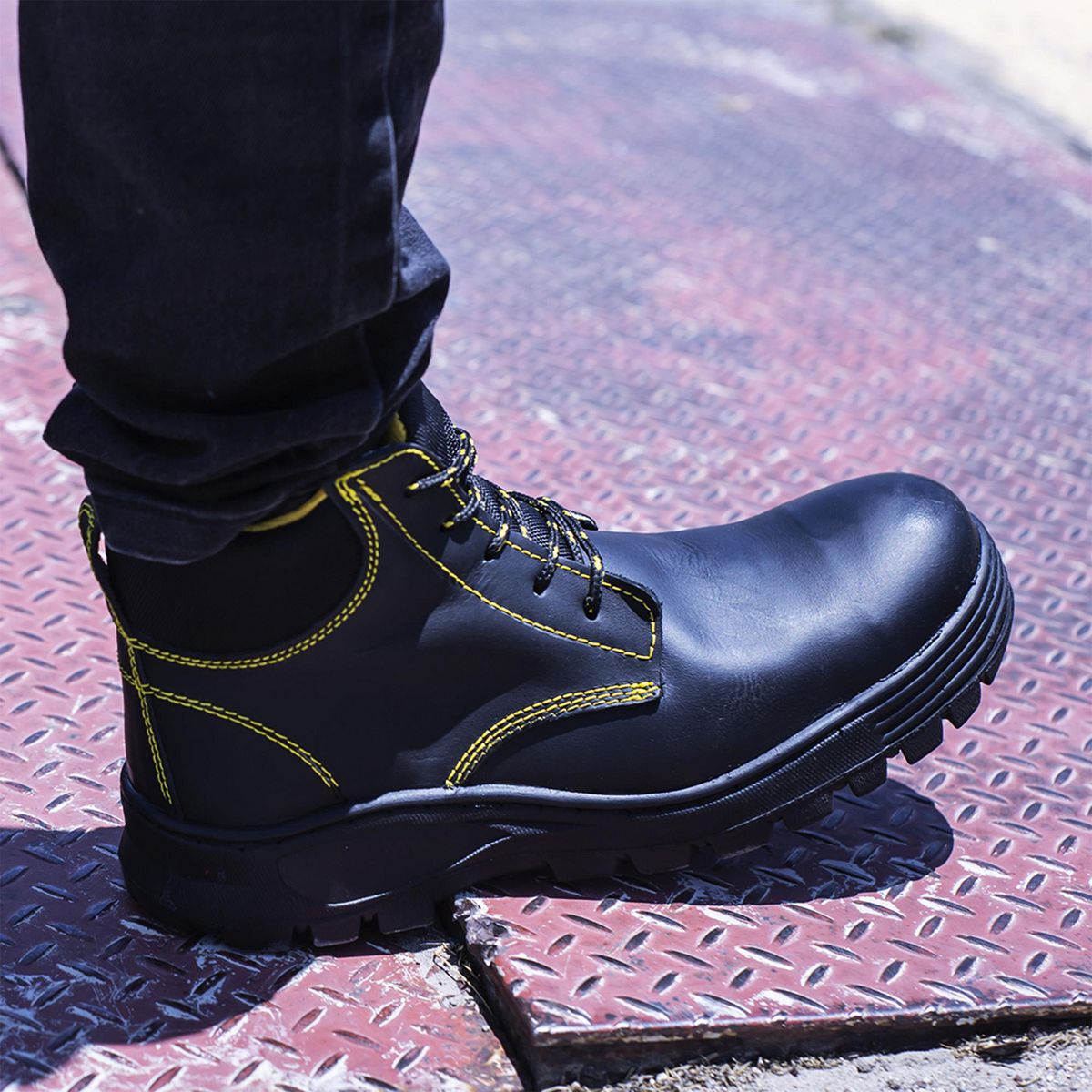 Lica - Bota de Seguridad con Casco Poliamida Talla 24