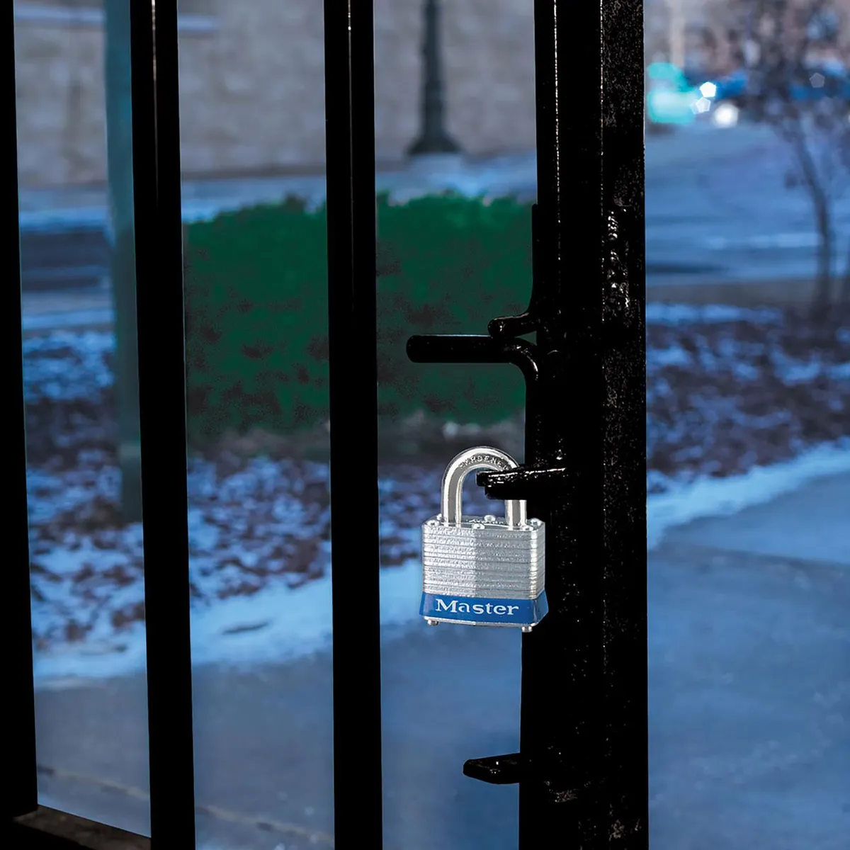 Masterlock - Candado laminado 40mm gris ml