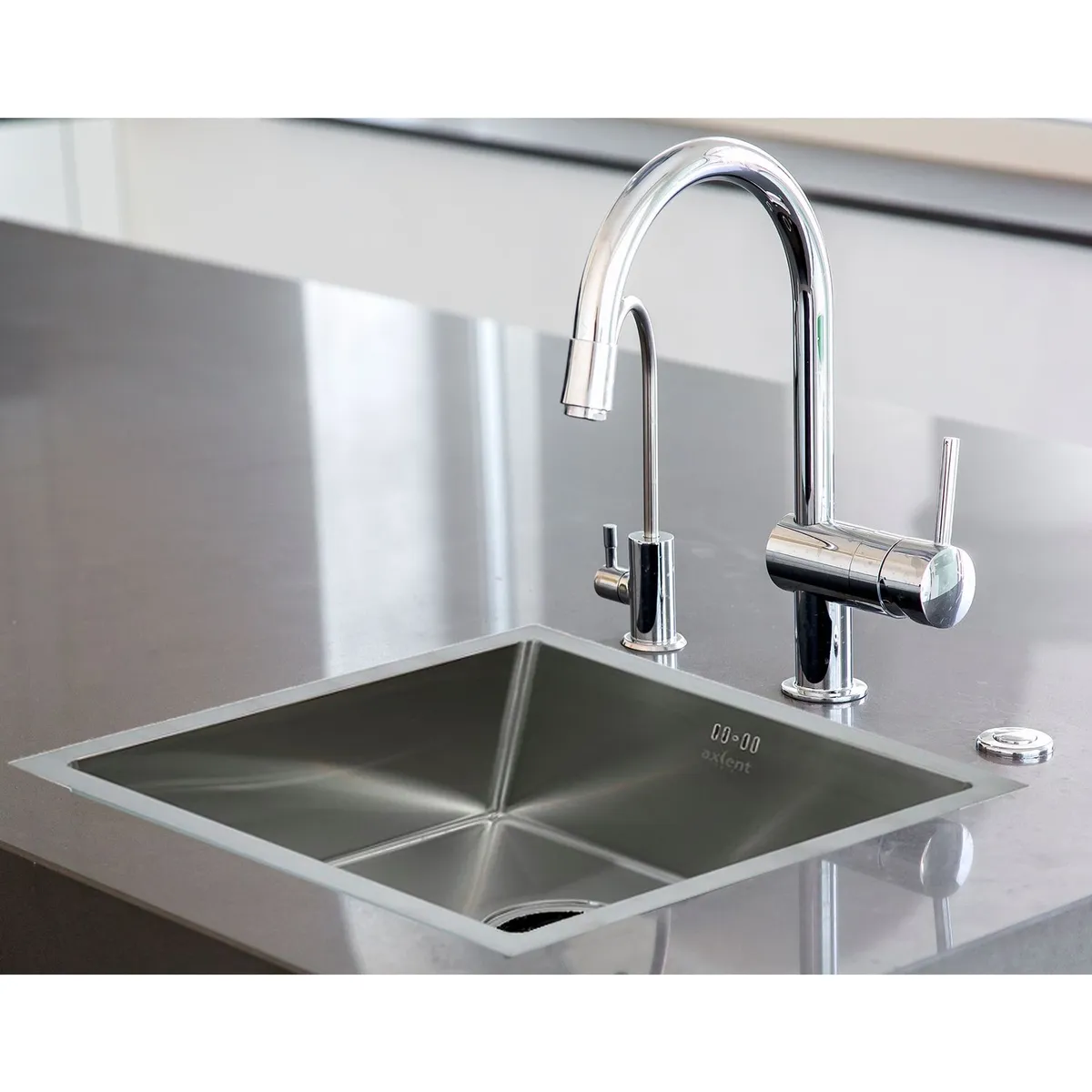 Axcent - Tarja de empotre Bianca