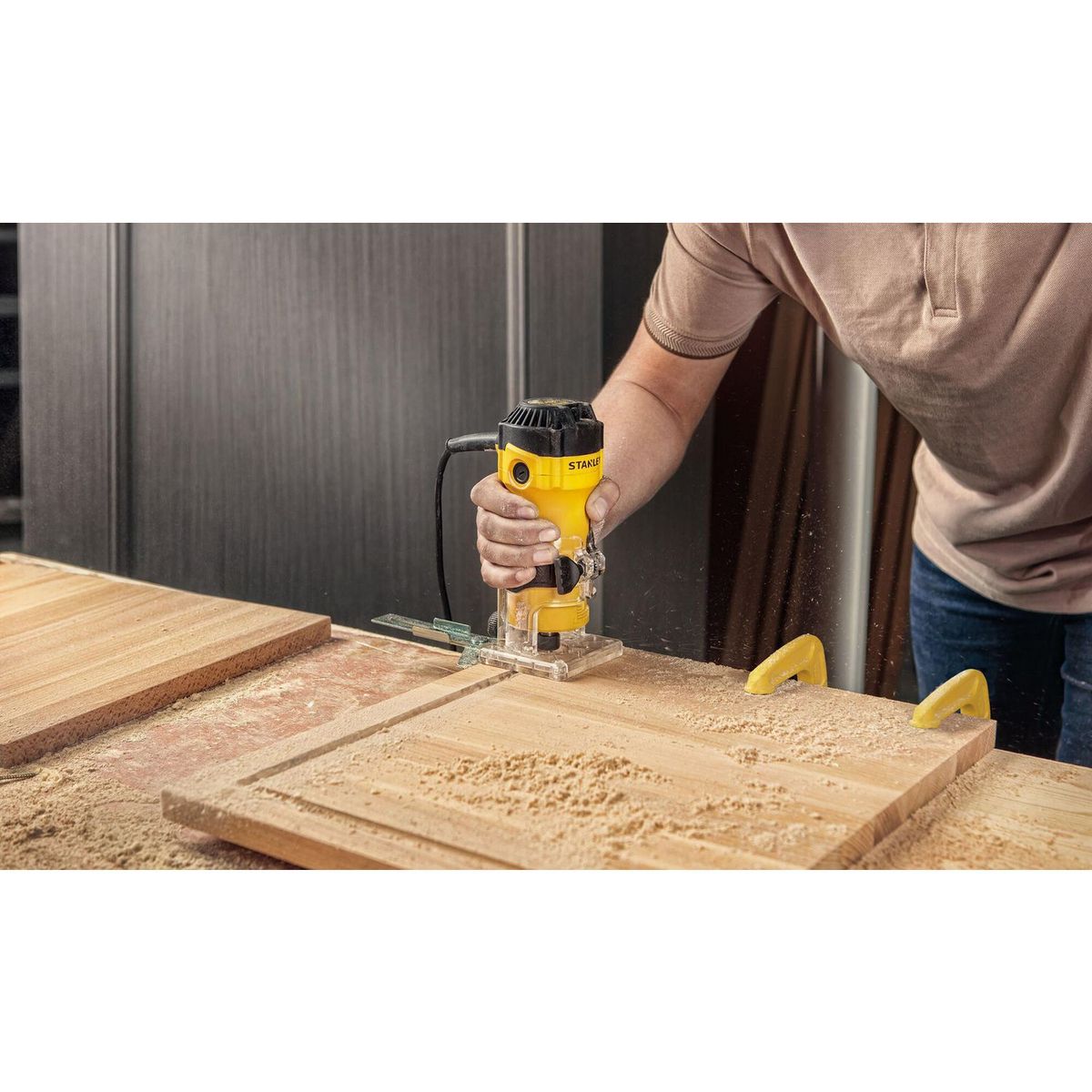 Router de Laminado 550w Stanley st55-b3, marca Stanley - Fatmax - Foto 2