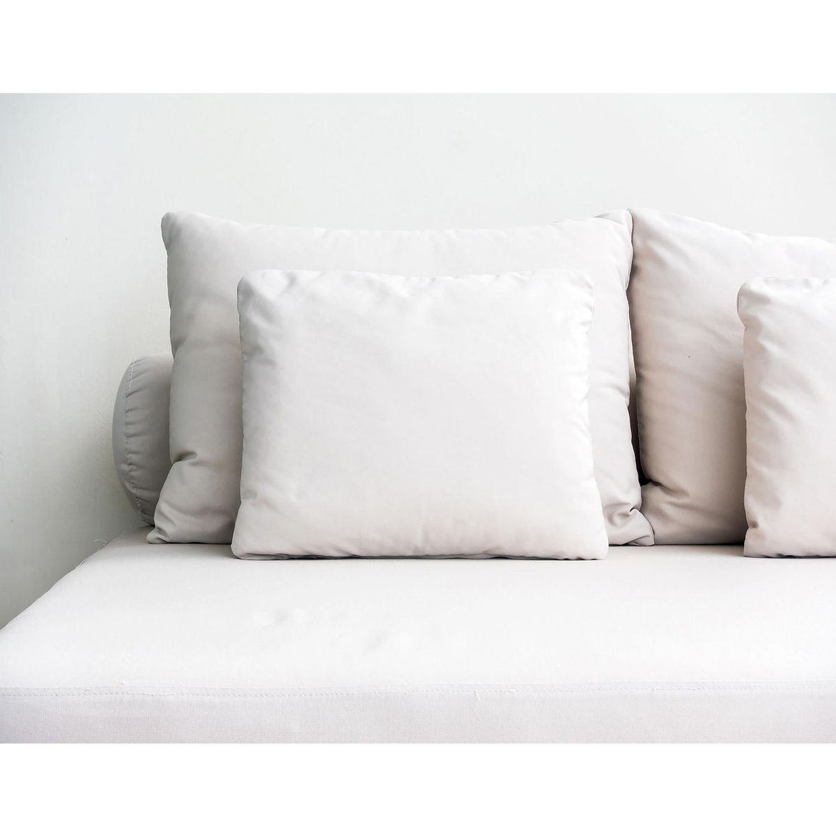 Almohada Suave Eco 45 x 55 cm., marca Just Home Collection - Foto 2