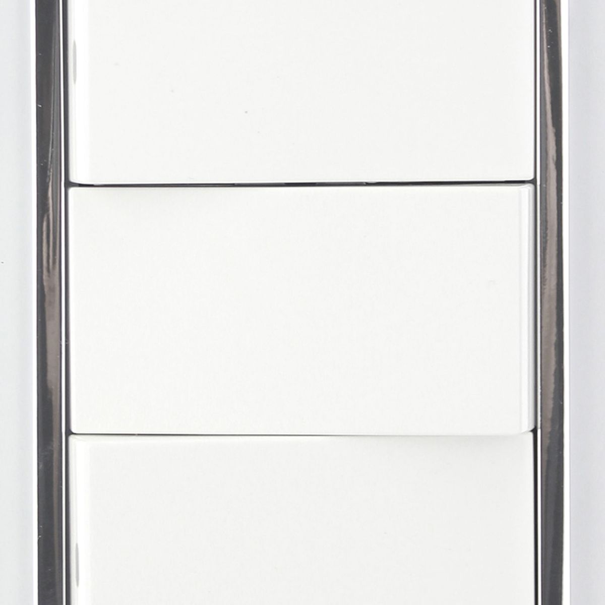 Placa Apagador Triple Blanco, marca Sanelec - Foto 2