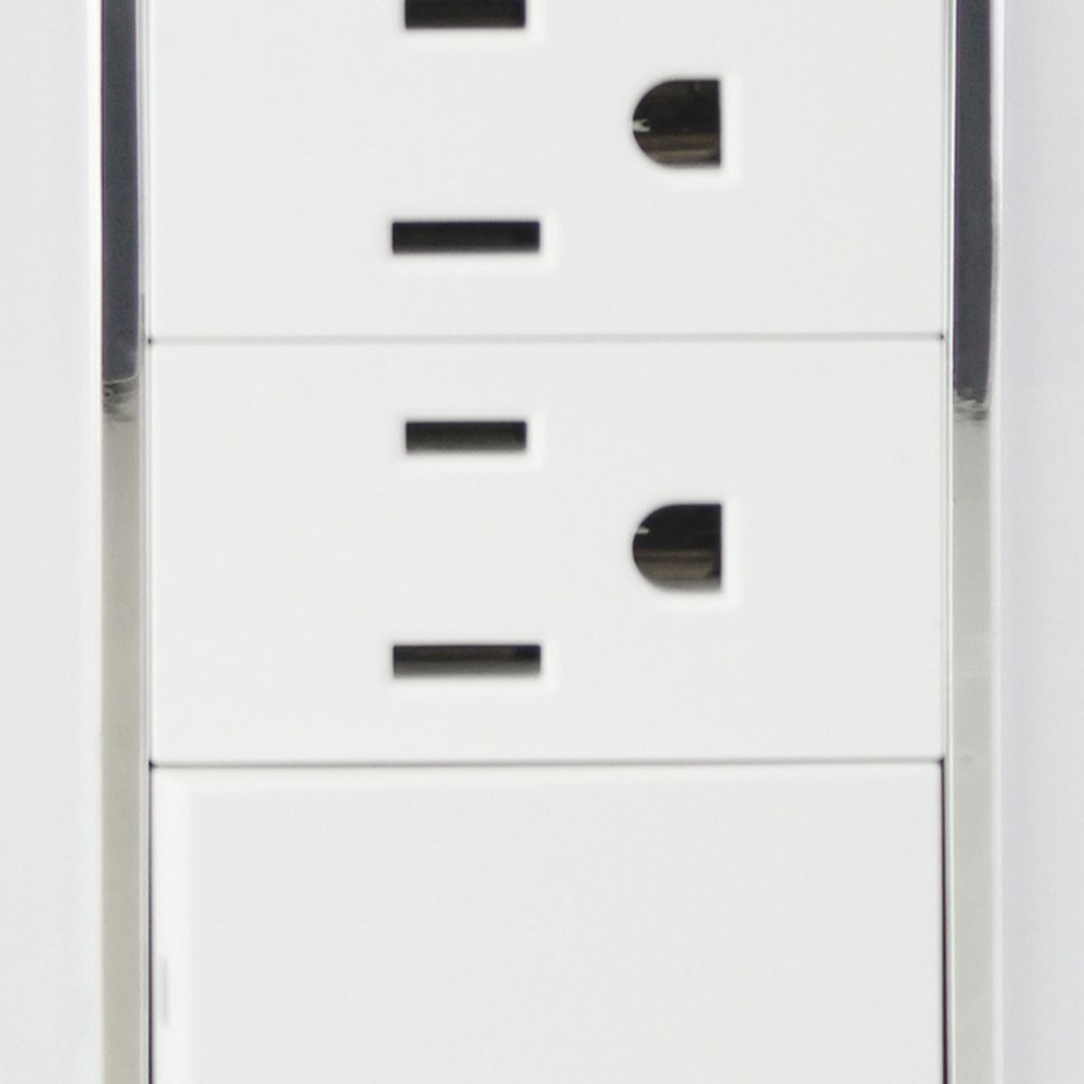 Sanelec - Placa Apagador y Contacto Doble Blanco