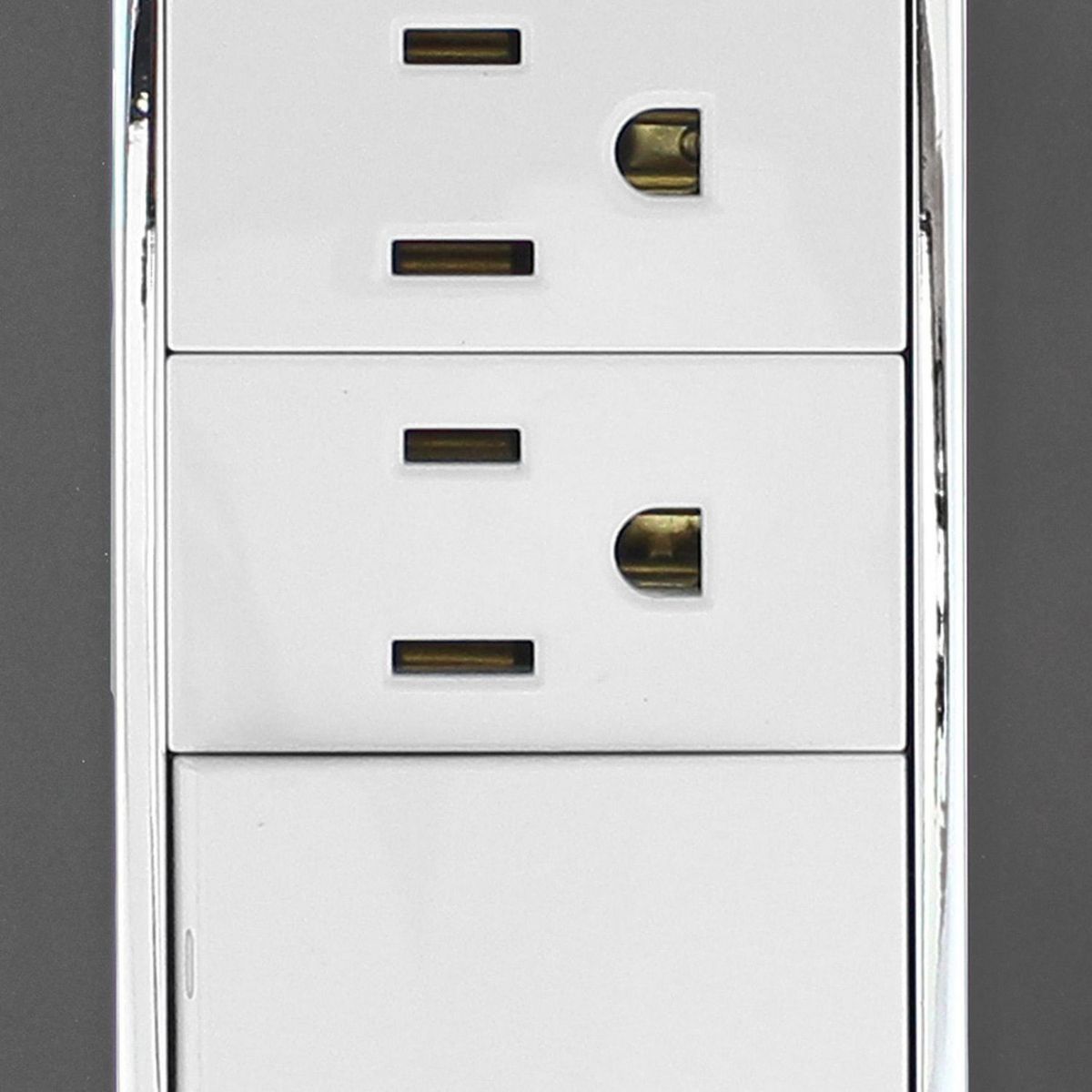 Sanelec - Placa Apagador y Contacto Doble Humo