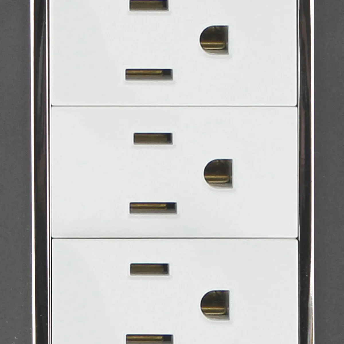 Sanelec - Placa Contacto Triple Humo