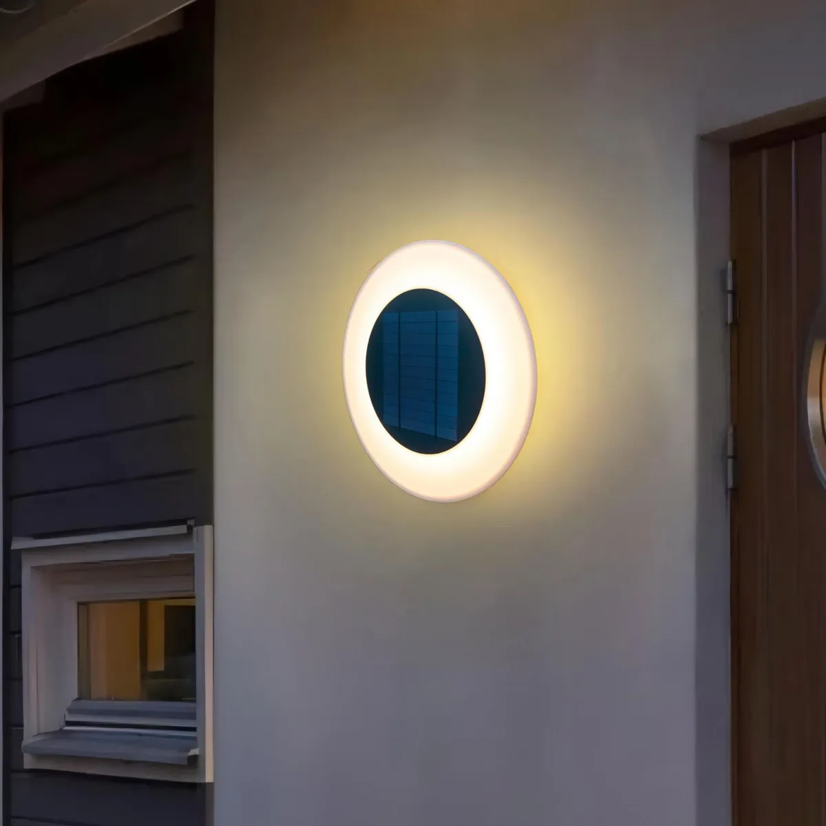 New Garden - Arbotante solar LED para muro exterior Wallydisk de luz cálida