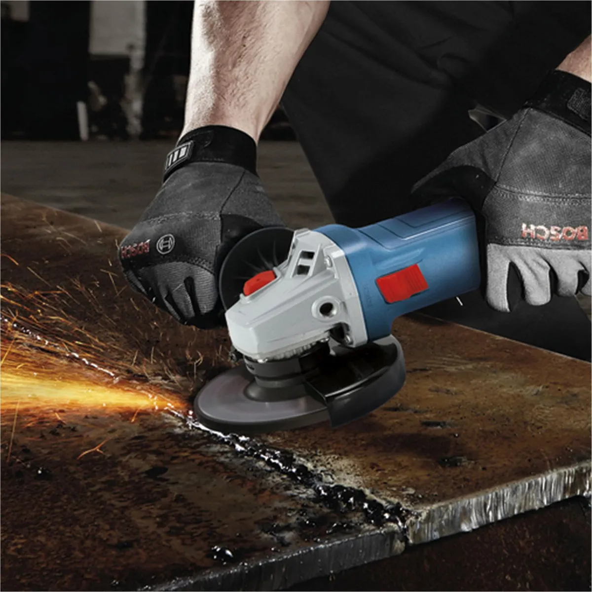 Mini Esmeril 4" 700 W, marca Bosch - Foto 2
