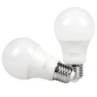 Kit de 4 focos LED tipo E27 de 7.5W luz fría