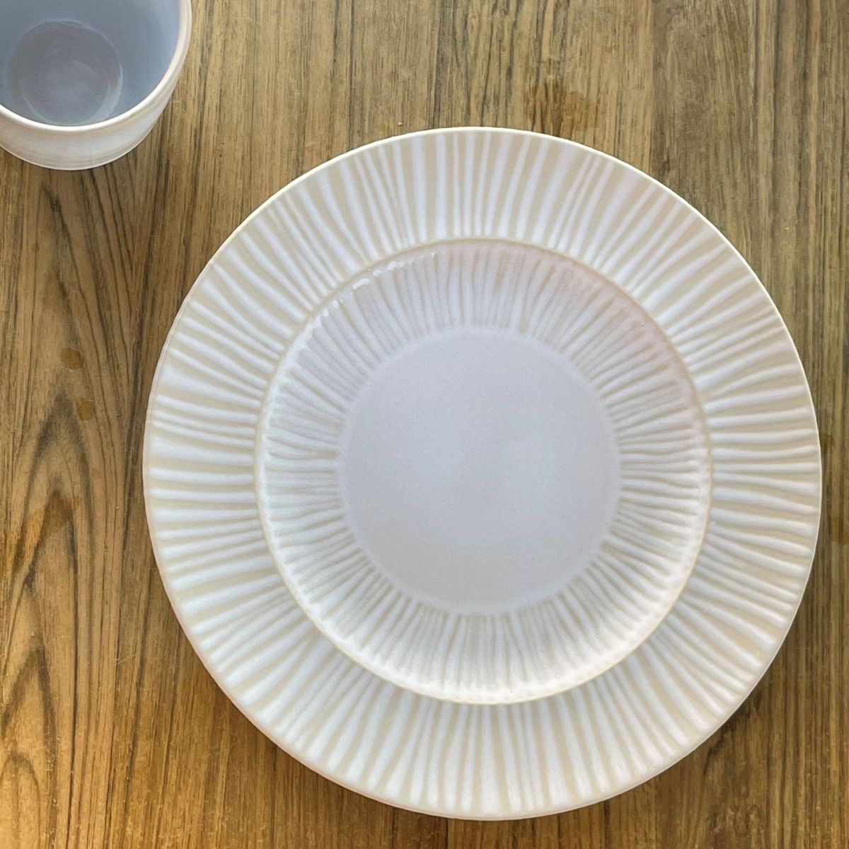 Just Home Collection - Plato Lily Alma 28 cm