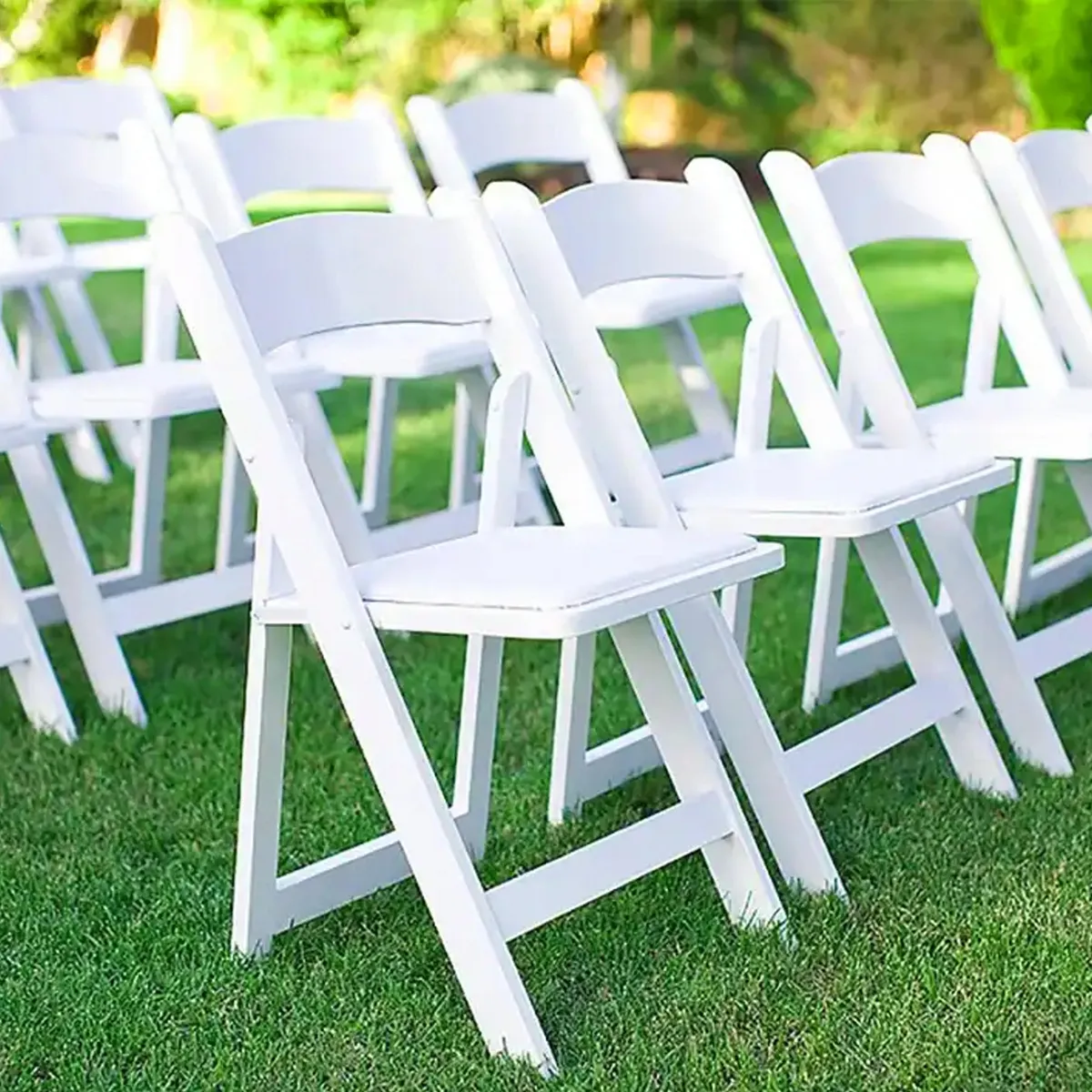 Silla plegable para evento color blanco, marca Just Home Collection - Foto 2