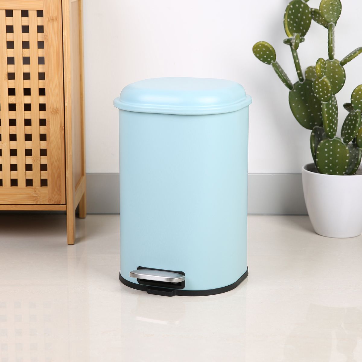Just Home Collection - Bote de Basura Celeste con Pedal 18 L