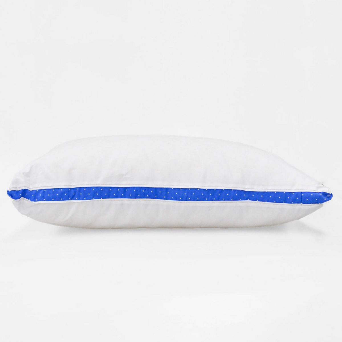 Almohada estándar Comfort Nivel 4 – Firme Blanco, marca Spring Air - Foto Principal