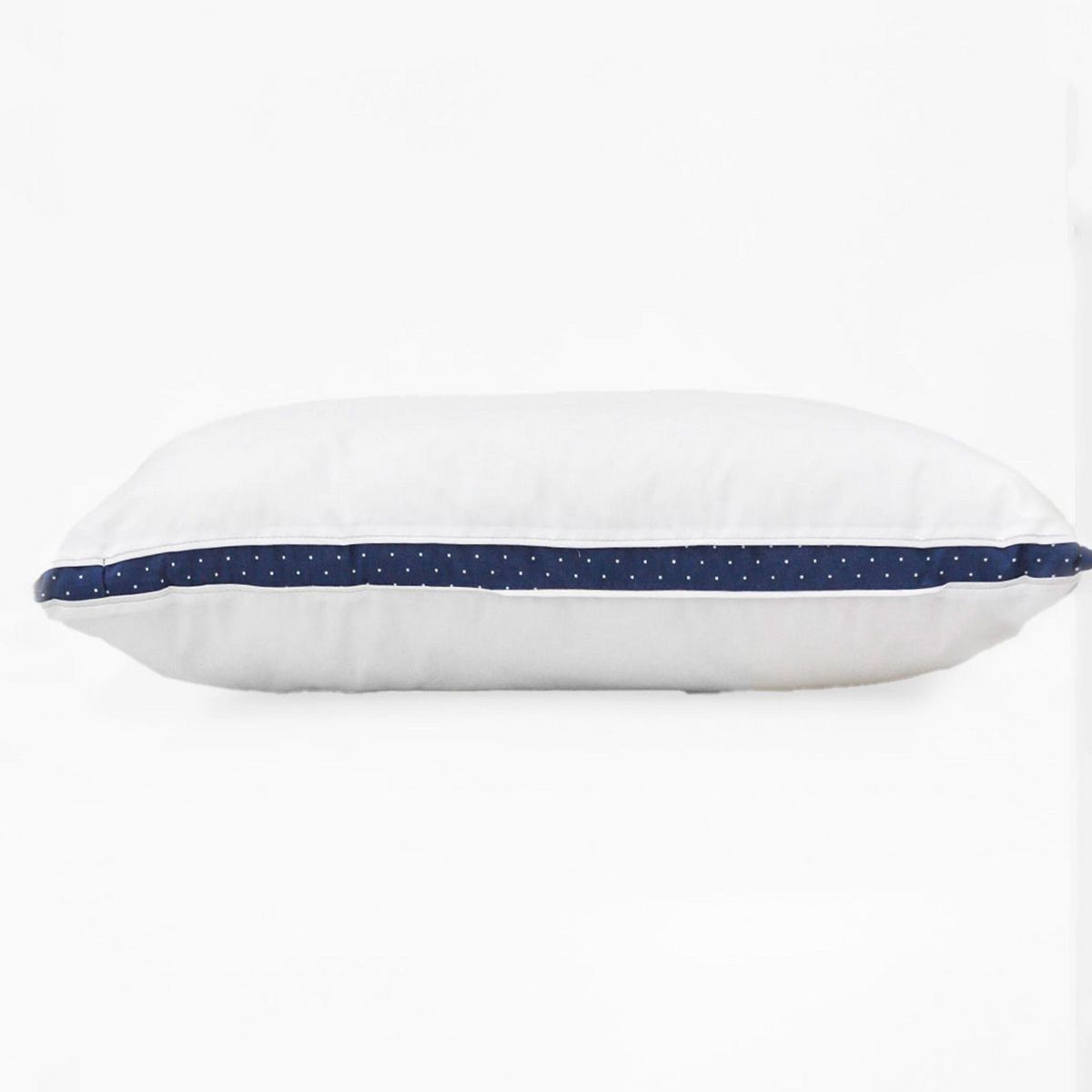 Almohada estándar Comfort Nivel 5 - Muy firme Blanco, marca Spring Air - Foto Principal