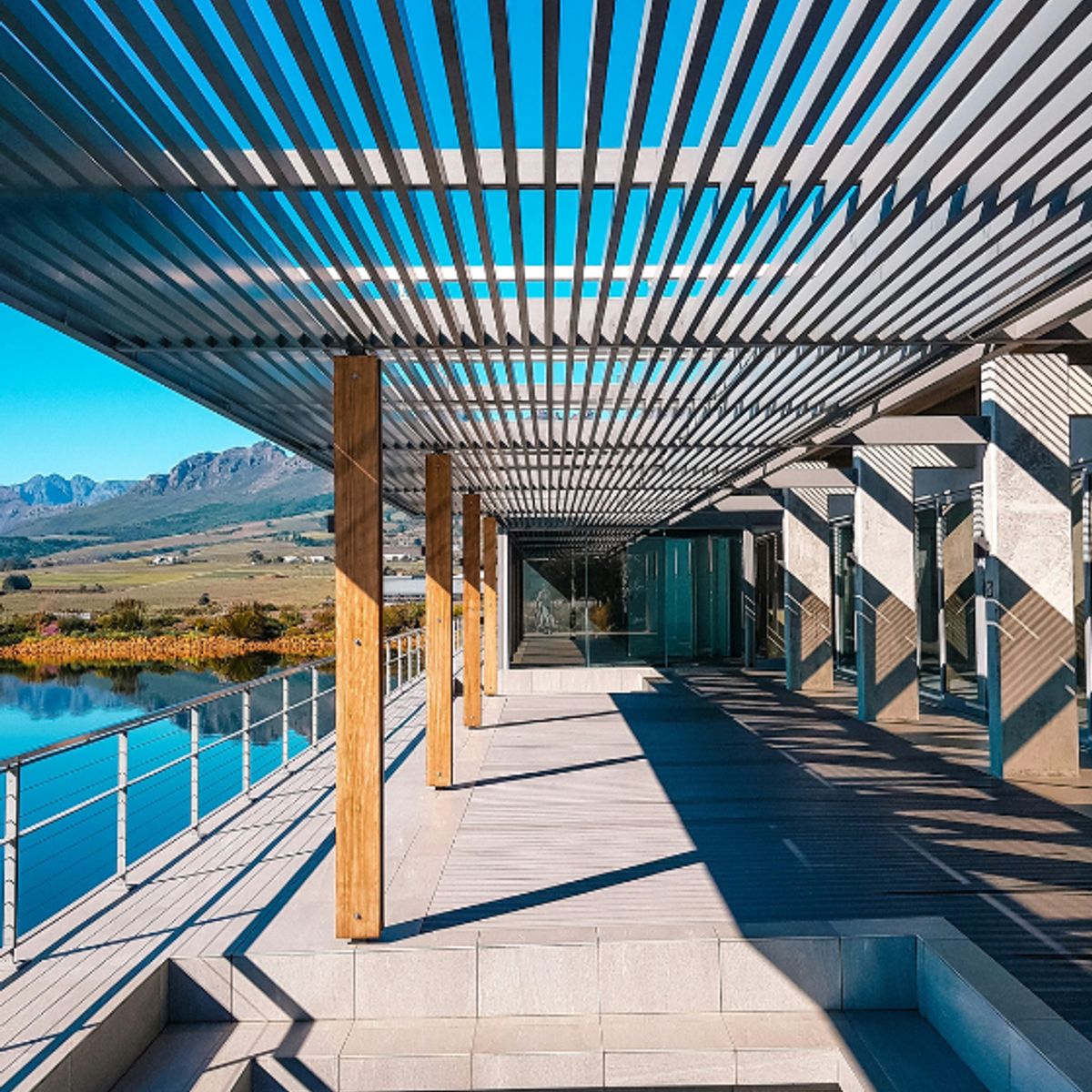 Extrutech - Viga Coextruido de 3.00m x 10cm x 5cm Teka