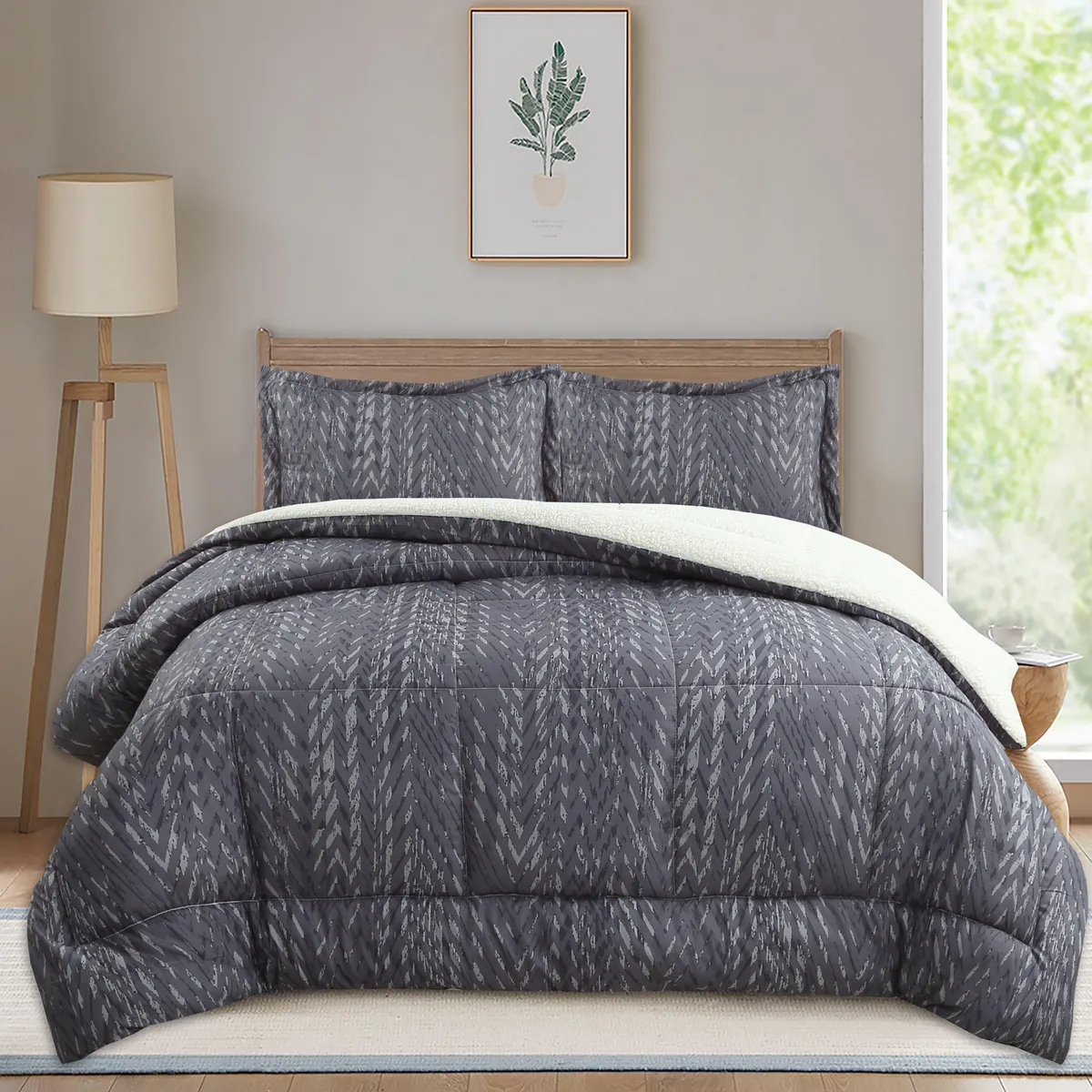 Edredón Sherpa Grafito King Size, marca Just Home Collection - Foto Principal