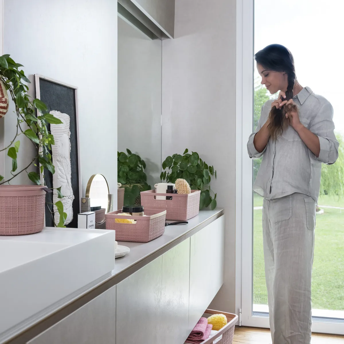  - Caja con Tapa Redo Rosa 2 L