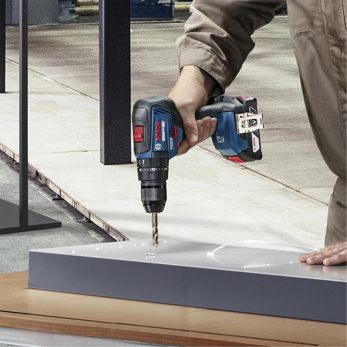 Bosch - Rotomartillo GSB 18V-50 + Llave GDX 18V-200