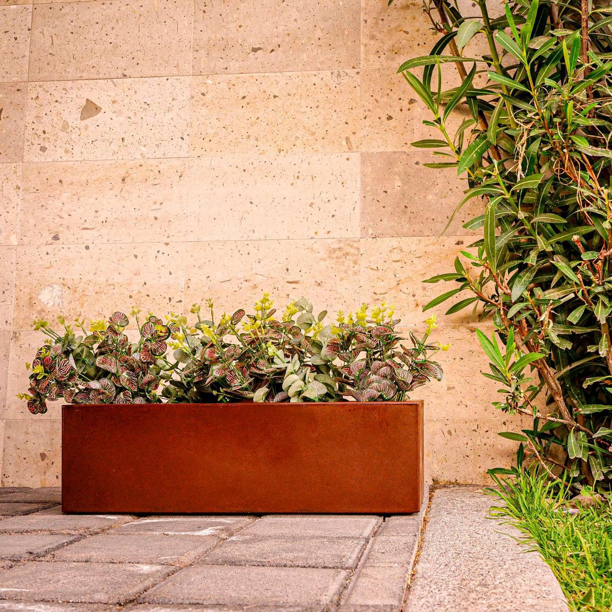 New Garden - Maceta Jardinera Jara Bronce