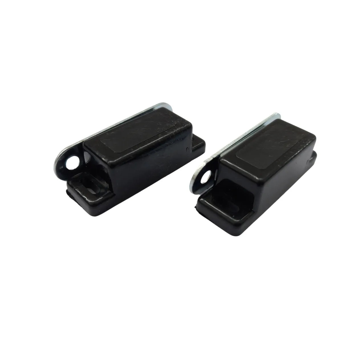 ZENDER - Cierre Magnético Mediano Negro 6kg x 2 unid.